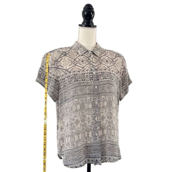 Jones New York Vintage Women’s Neutral-Toned Geometric Print Blouse Size 8 - Picture 4 of 12